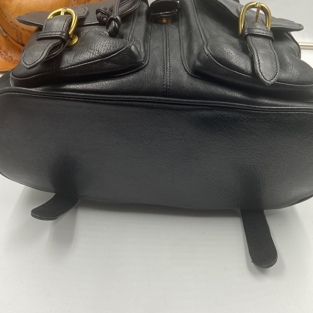 Boulder Ridge Smooth Leather Backpack - Picture 5 of 11